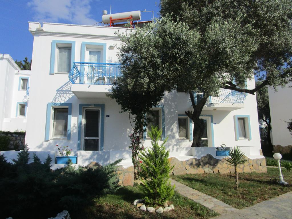 Club Mackerel Holiday Village Foça Buitenkant foto
