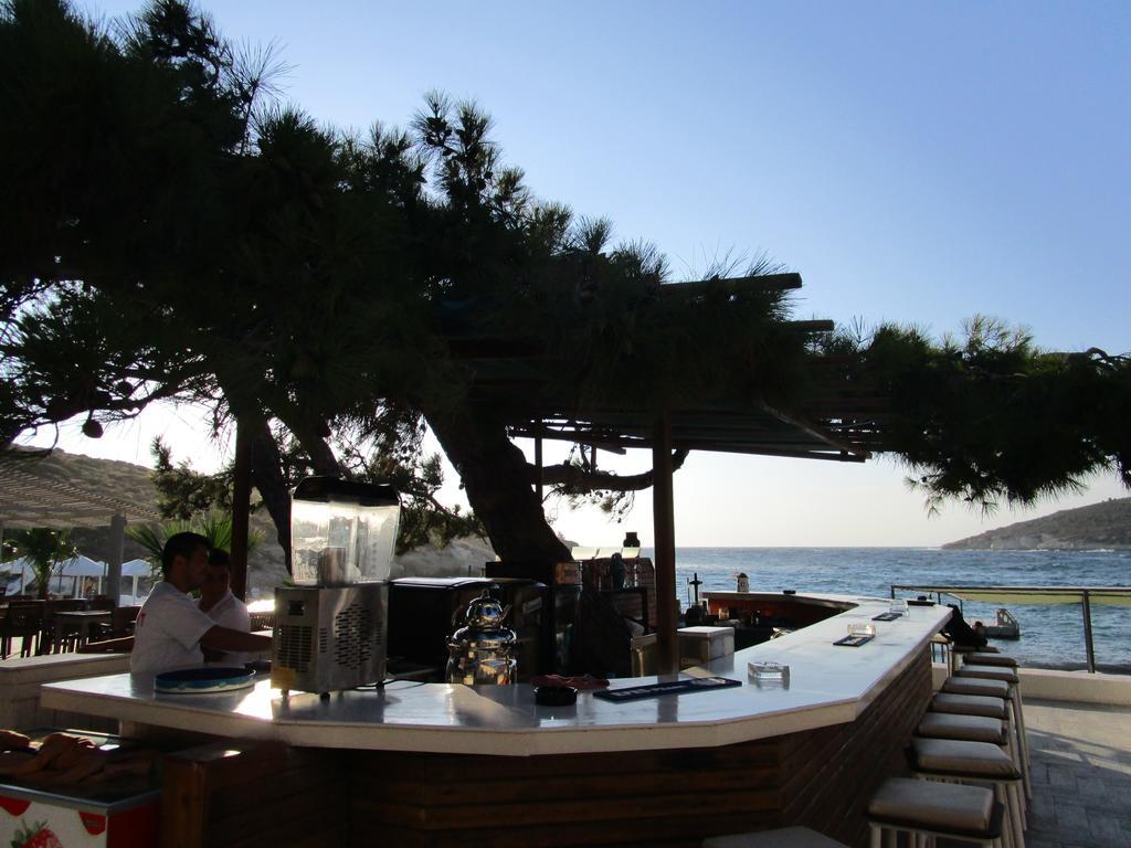 Club Mackerel Holiday Village Foça Buitenkant foto
