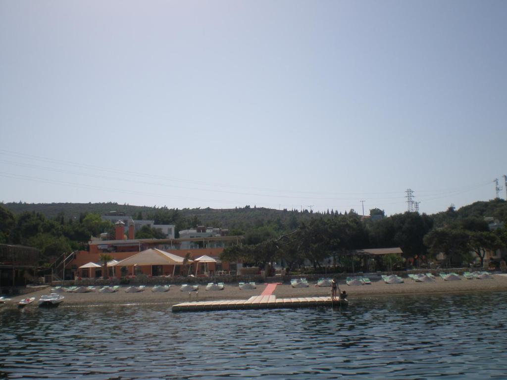 Club Mackerel Holiday Village Foça Buitenkant foto